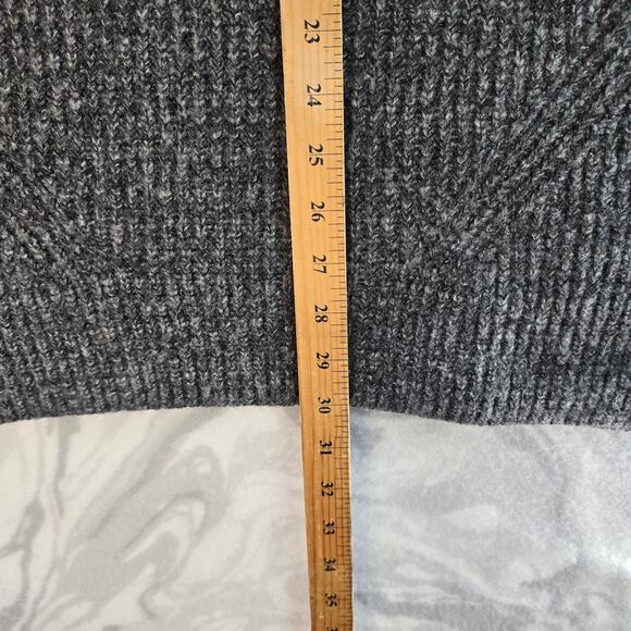 Old Navy Grey Turtleneck Sweater Women's Size M - Picture 3 of 9